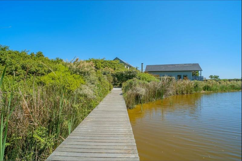 4 Bedroom Property for Sale in Lake Michelle Western Cape